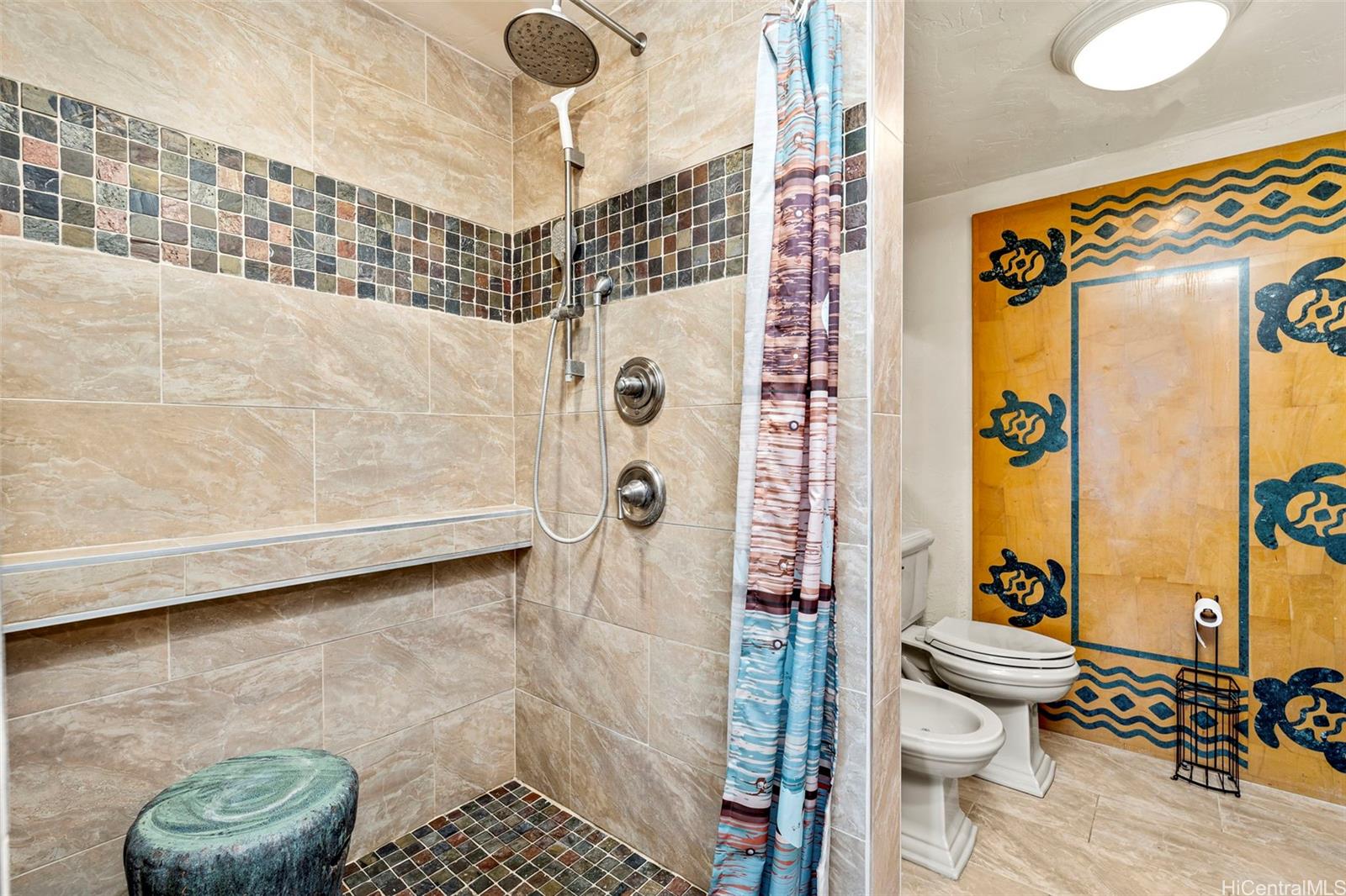 87-561 Farrington Highway  Unit 102