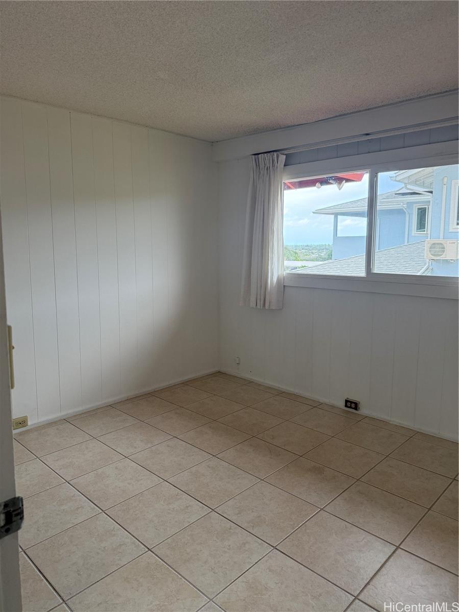 1540 Akake Place