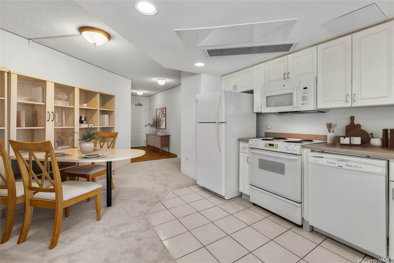 1314 Kalakaua Avenue 1512