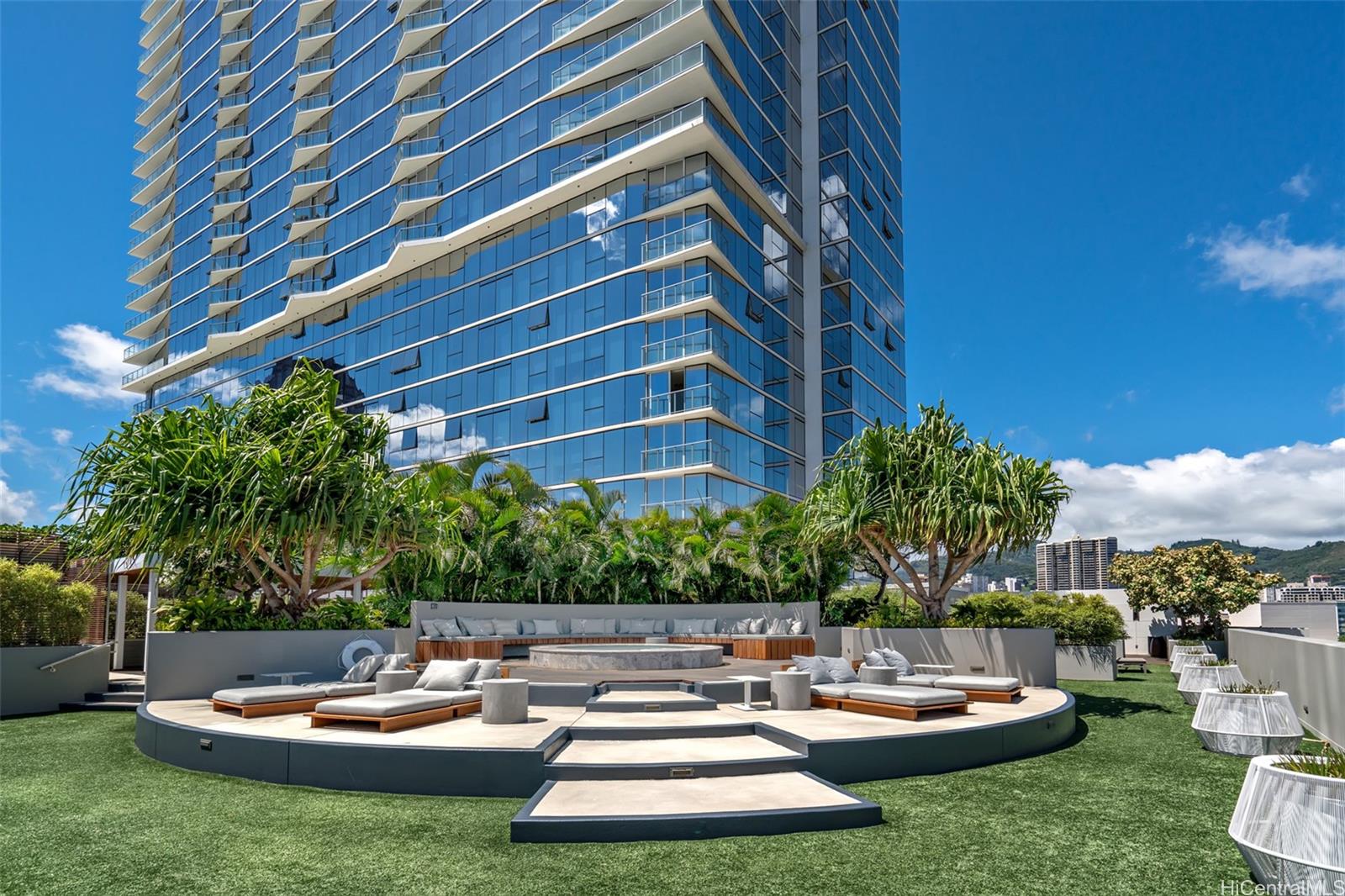 888 Kapiolani Boulevard 3009