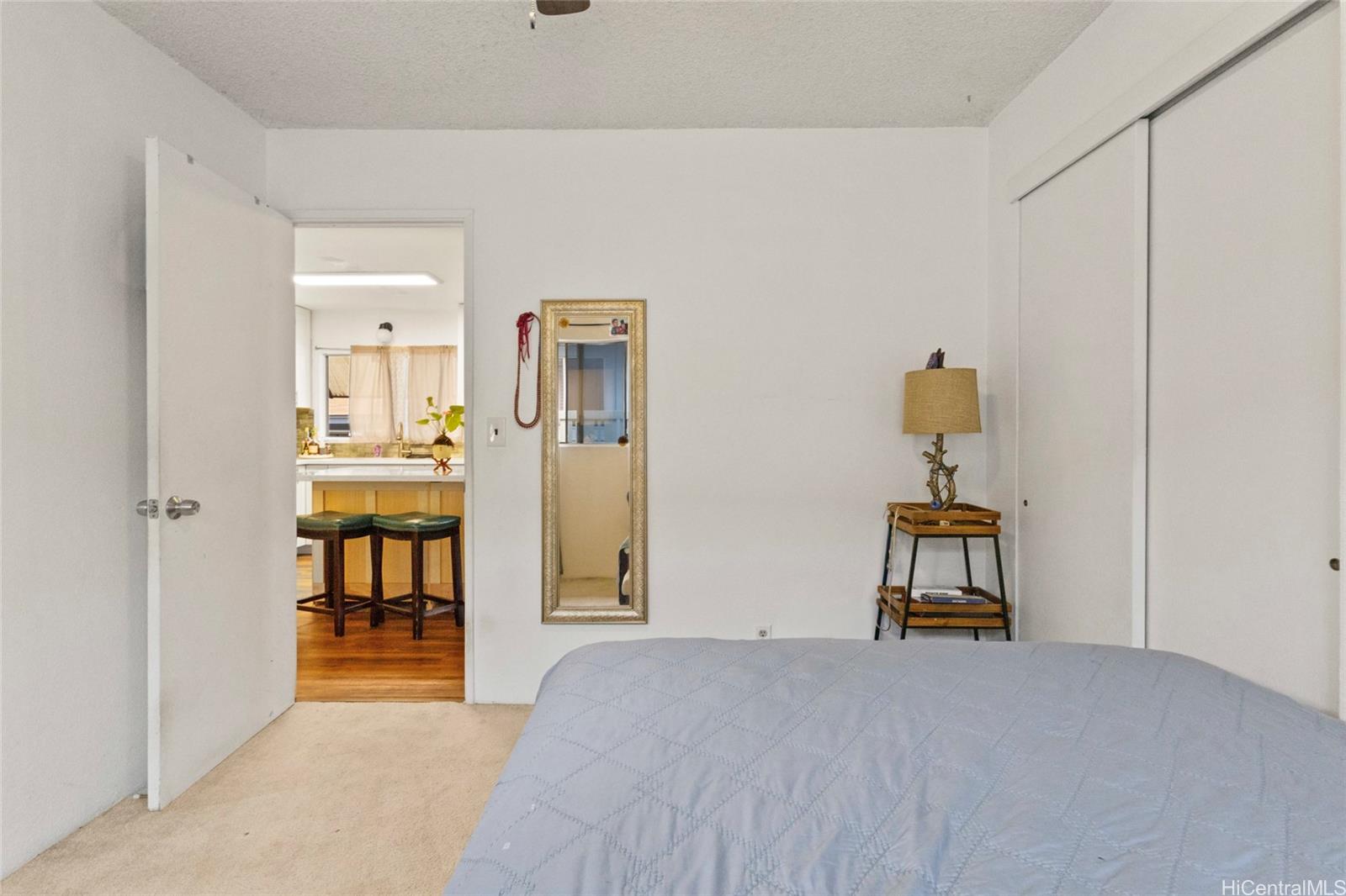 Photo 10 of 19