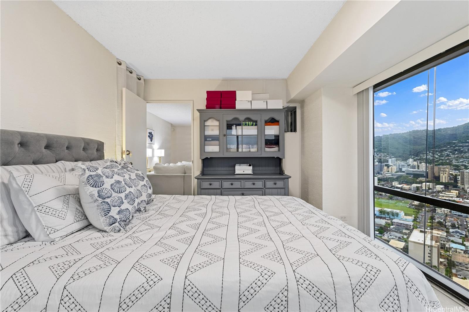 1750 Kalakaua Avenue  Unit 3803