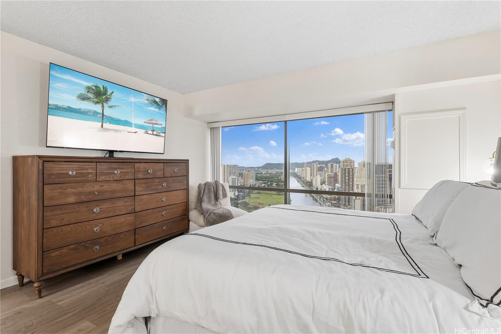 1750 Kalakaua Avenue  Unit 3803