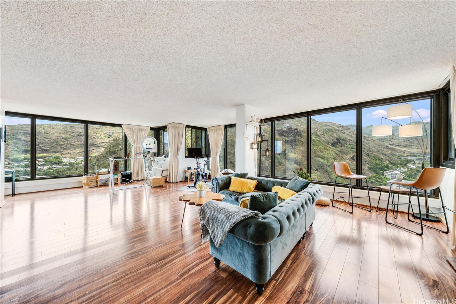 250 Kawaihae Street 10E