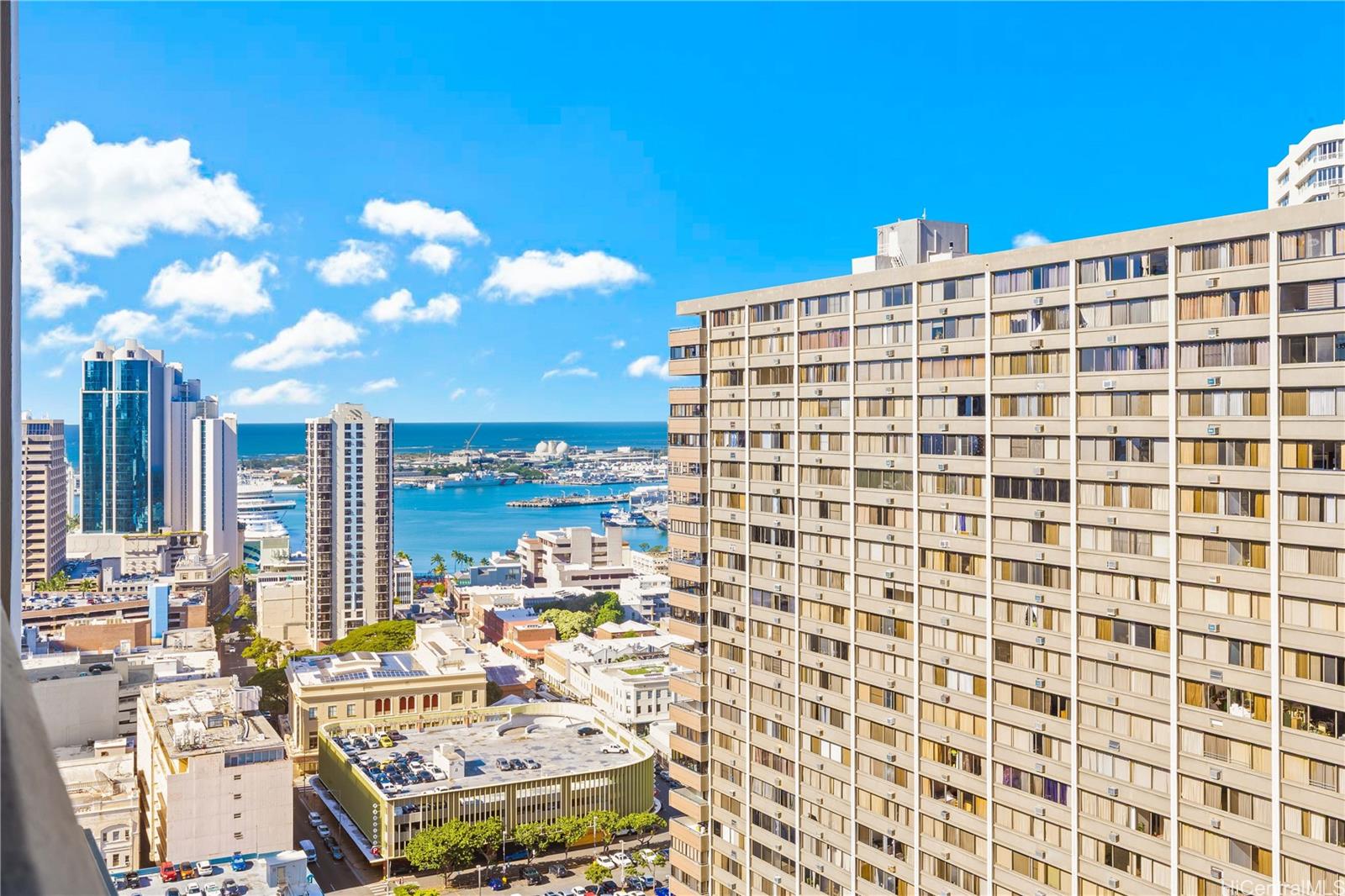 55 S Kukui Street D2909