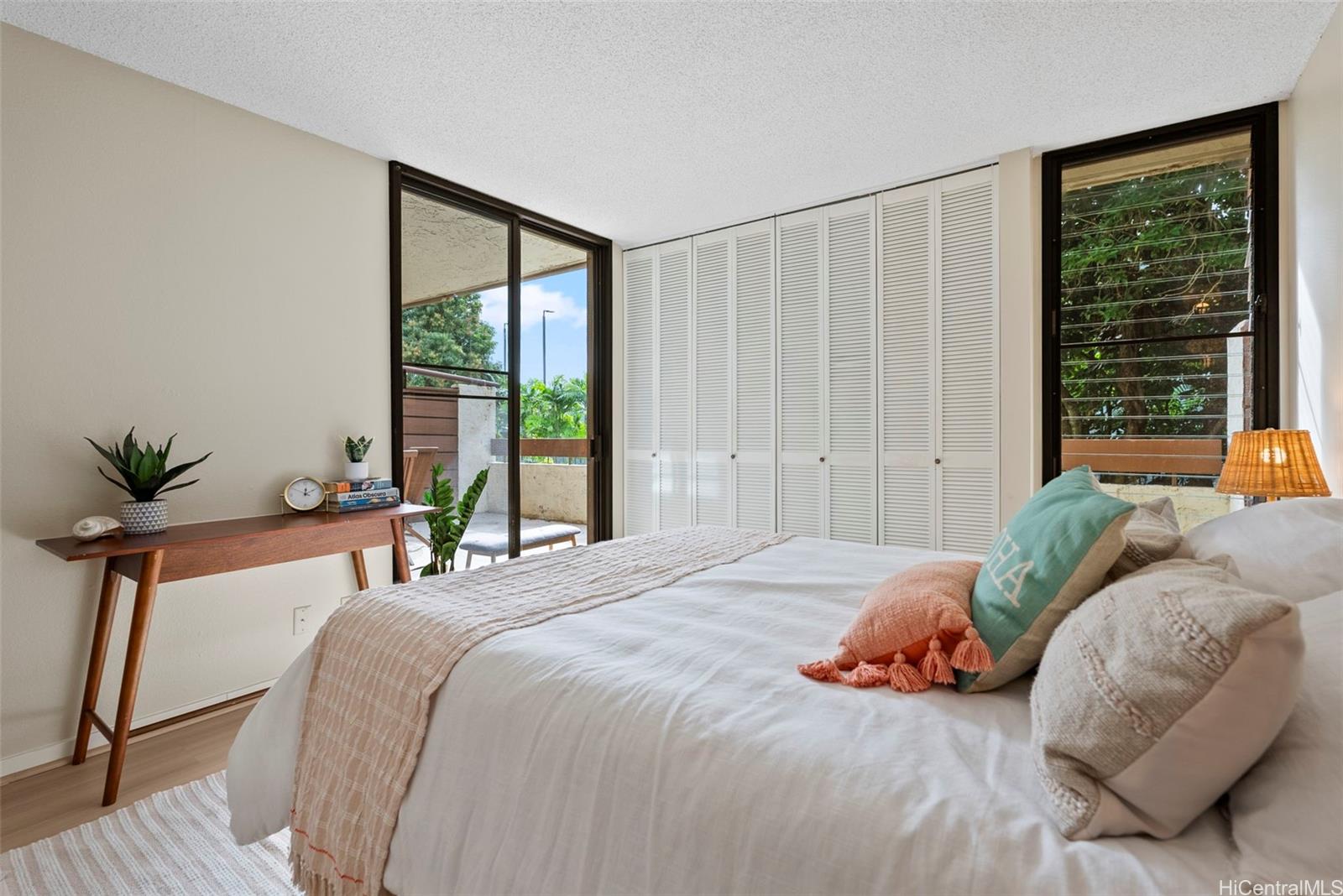 1015 Aoloa Place  Unit 247