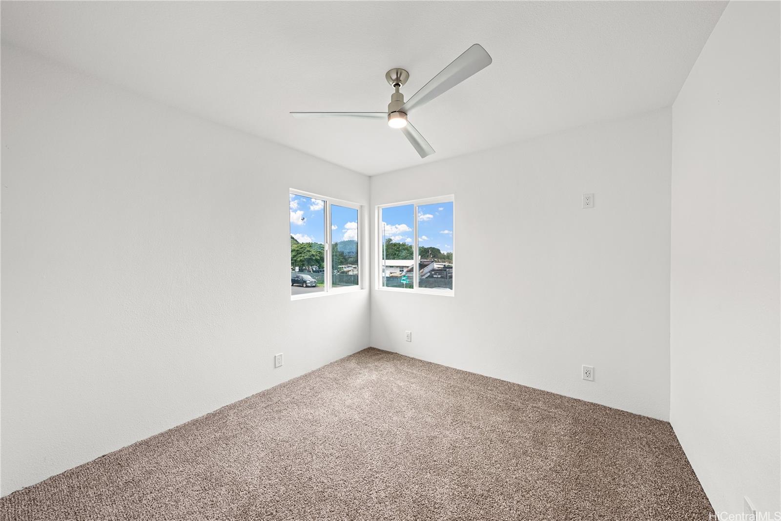 87-310 Kulawae Street