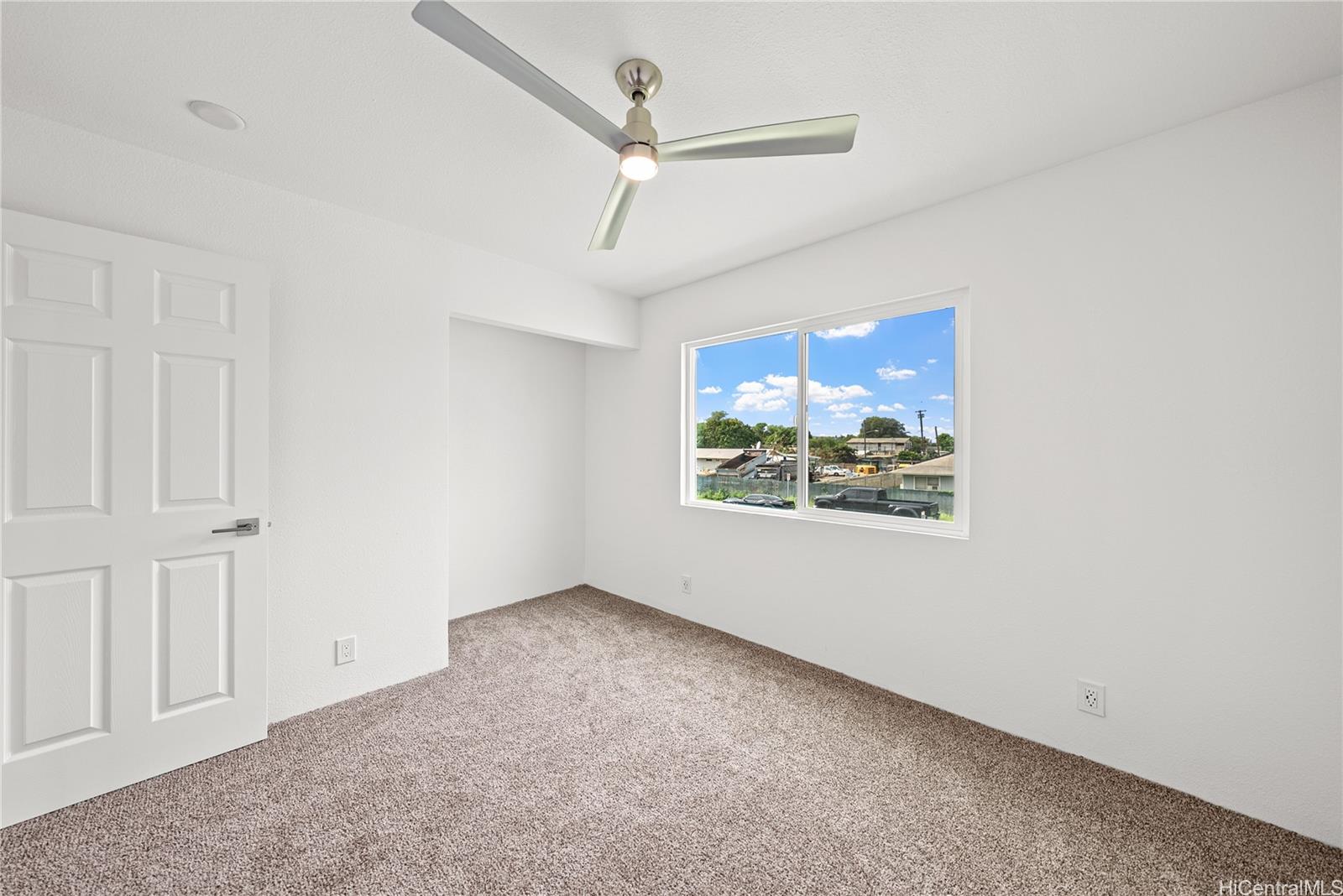 87-310 Kulawae Street