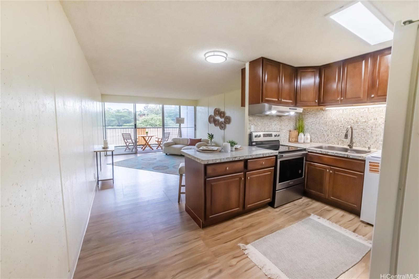 Photo 5 of 24
