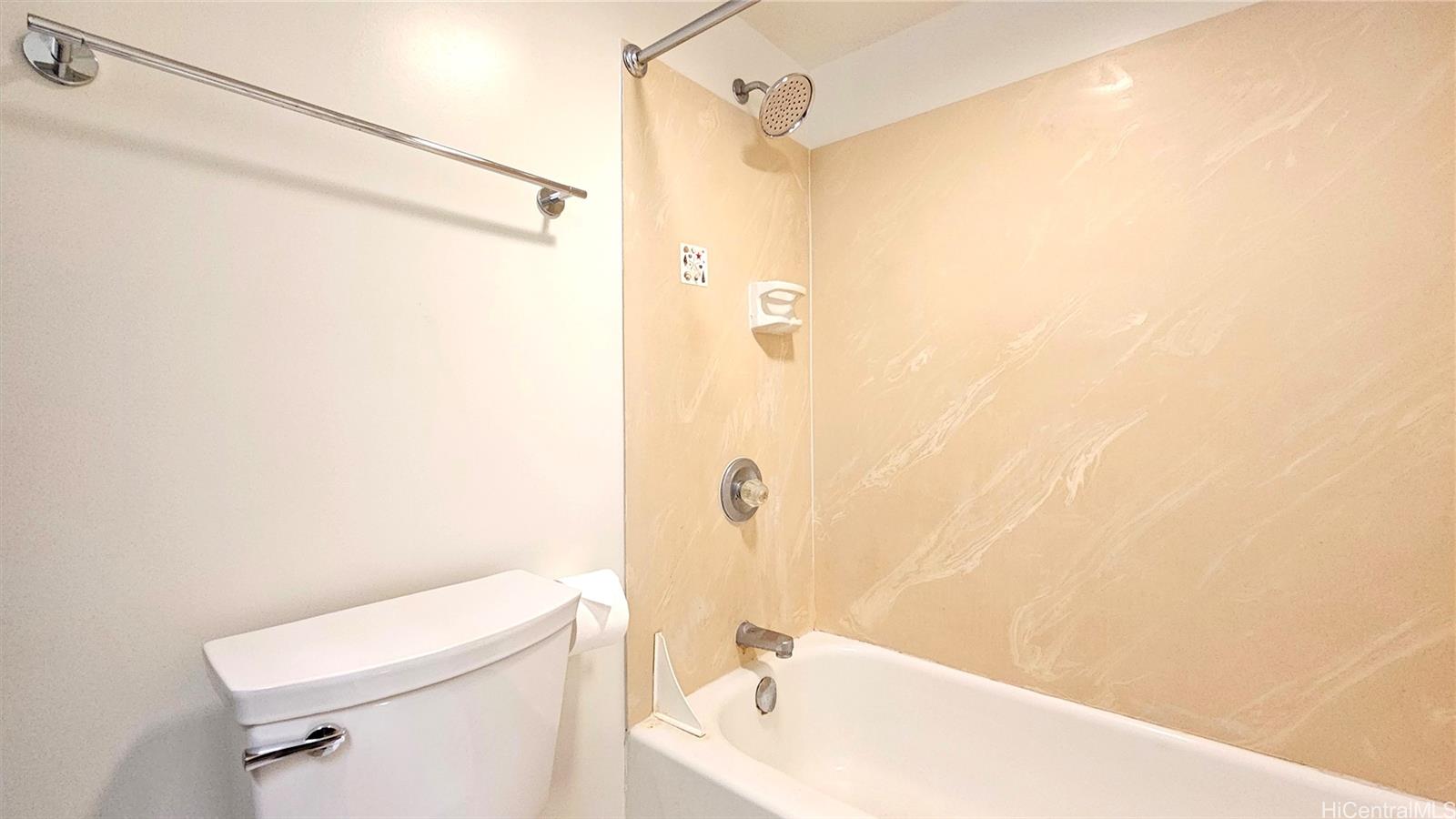 2040 Nuuanu Avenue  Unit 703