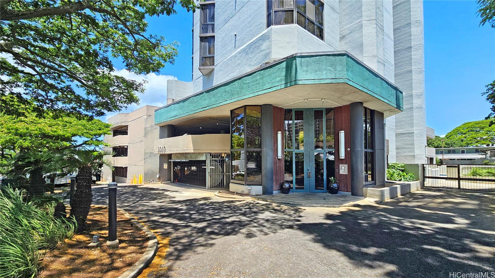 2040 Nuuanu Avenue  Unit 703