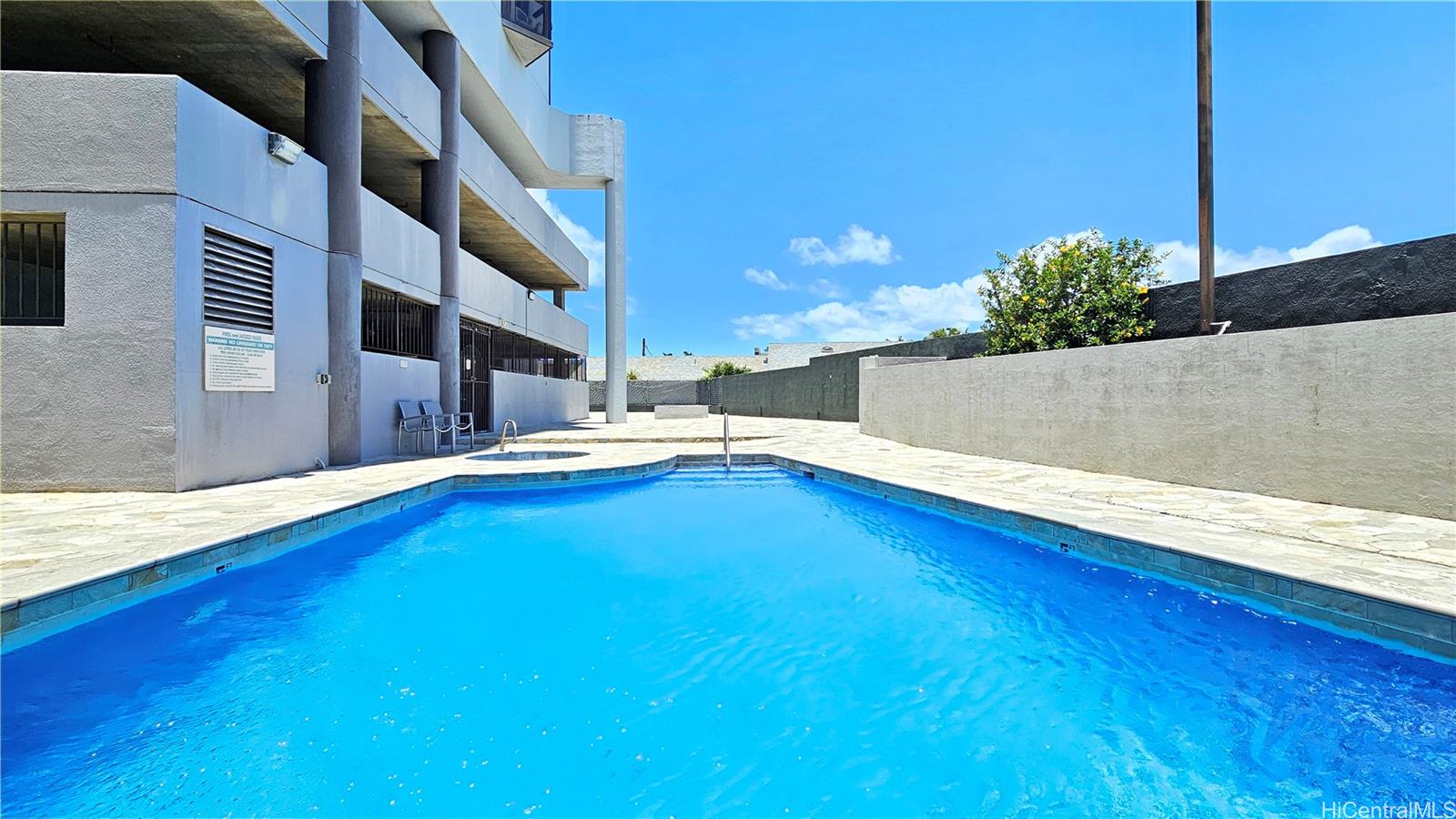 2040 Nuuanu Avenue  Unit 703