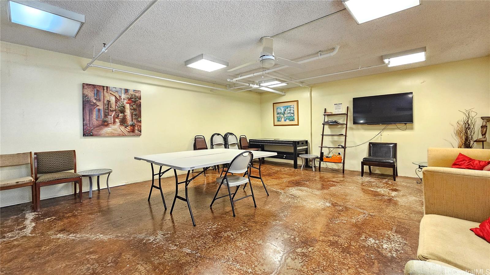 2040 Nuuanu Avenue  Unit 703