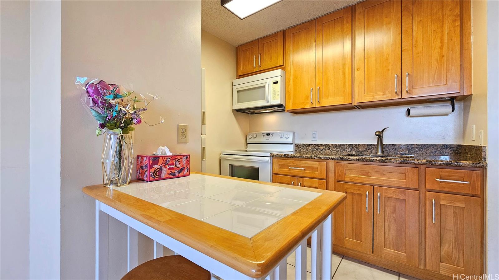 2040 Nuuanu Avenue  Unit 703