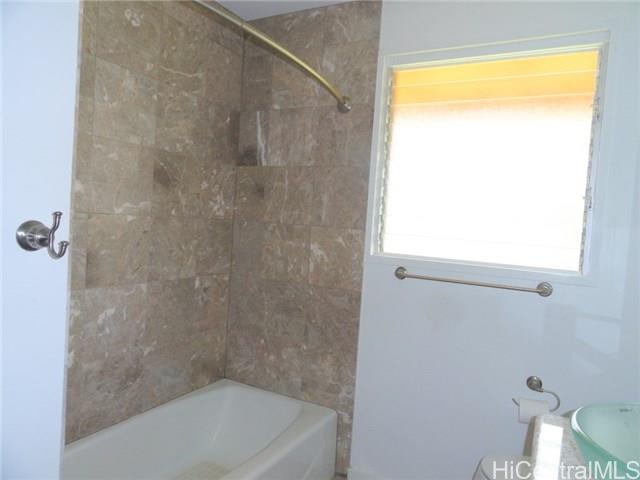 Photo 8 of 20