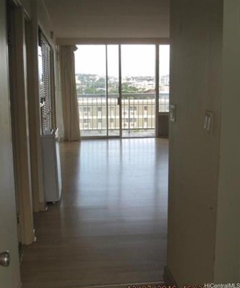 1320 Alexander Street  Unit 506