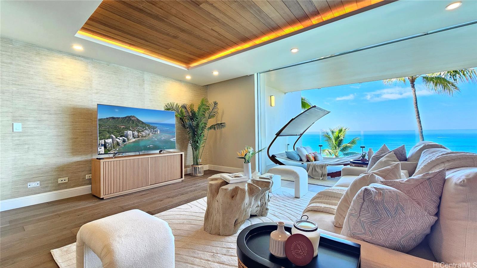 3003 Kalakaua Avenue  Unit 6A