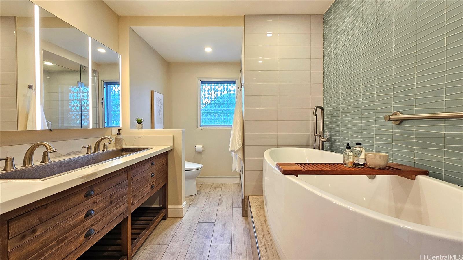 3003 Kalakaua Avenue  Unit 6A