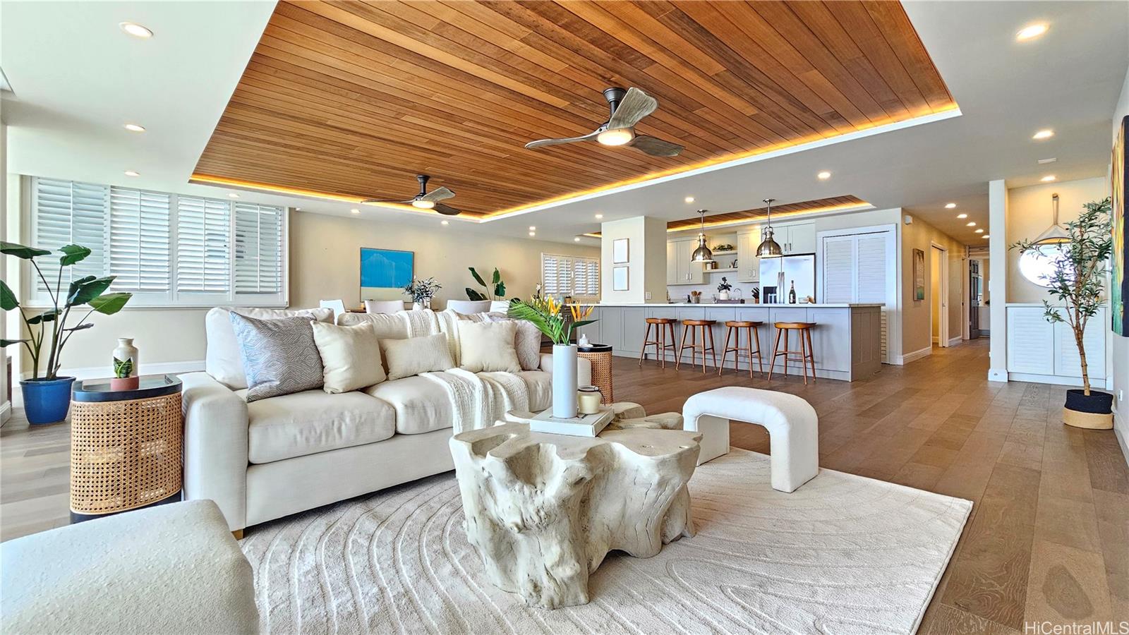 3003 Kalakaua Avenue  Unit 6A