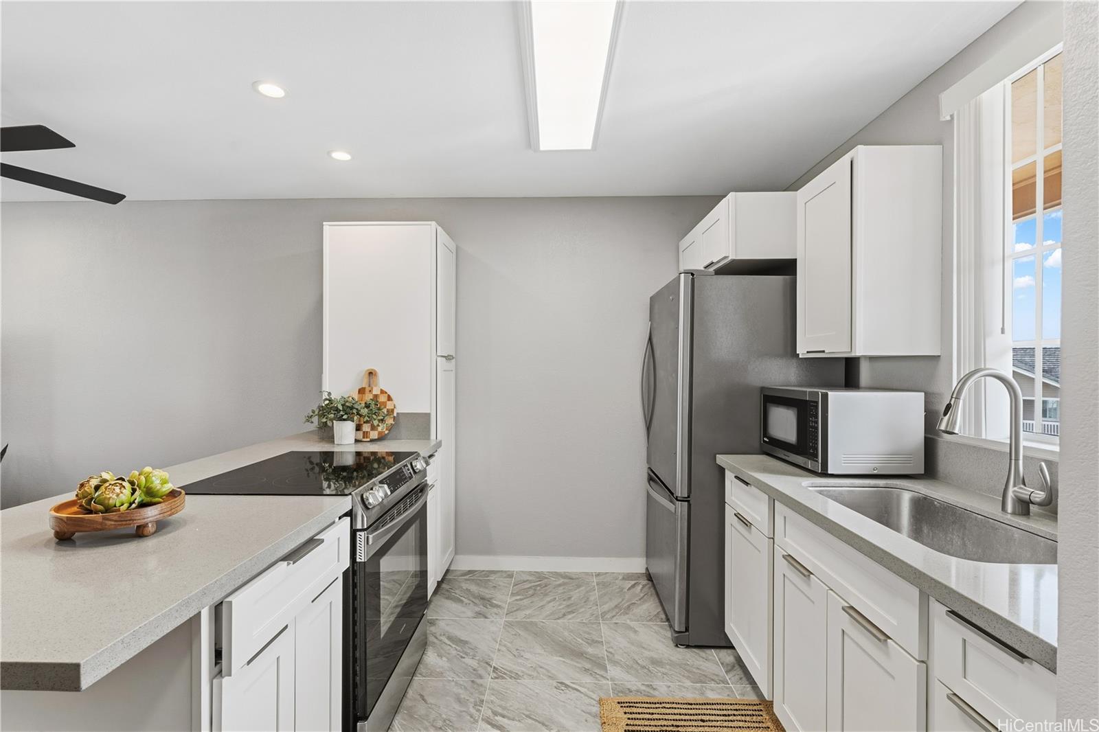 94-100 Luluka Place L201