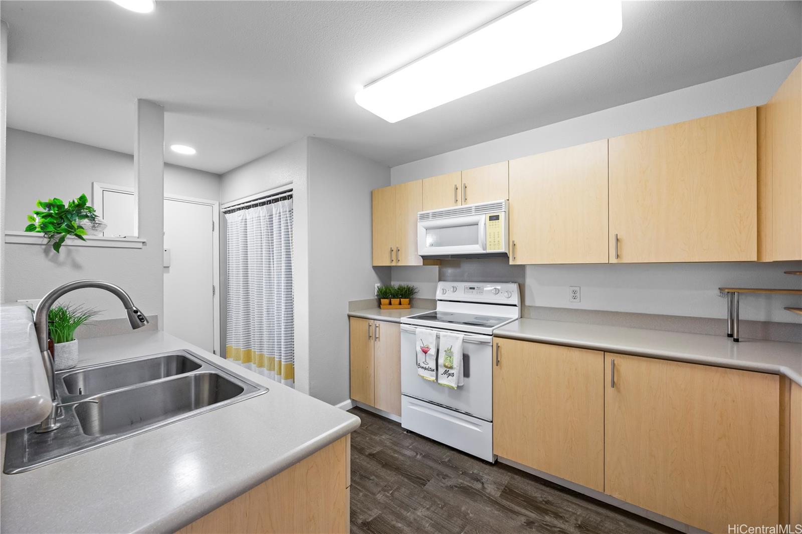 95-1141 Koolani Drive  Unit 115
