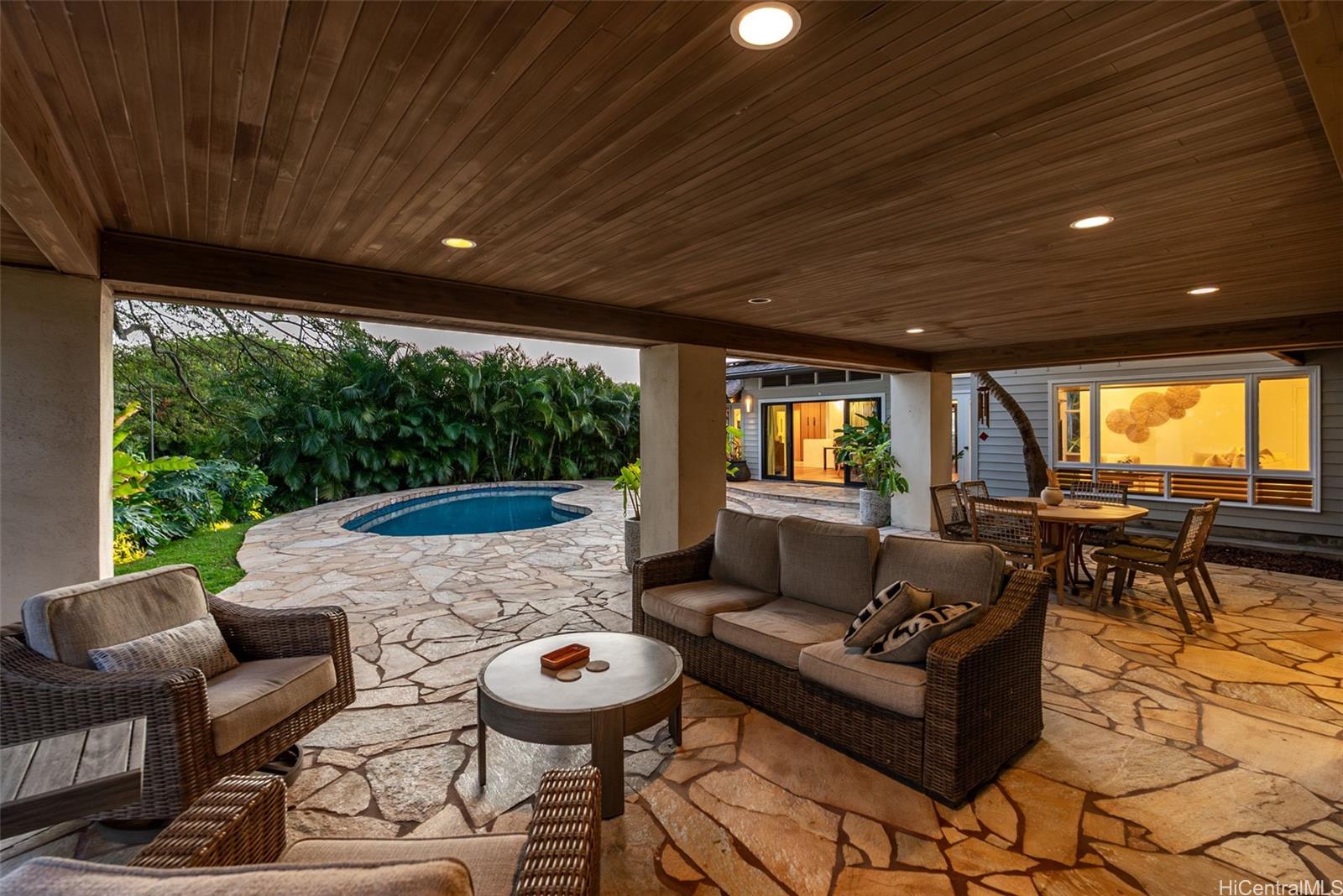 1110 Ilikala Place