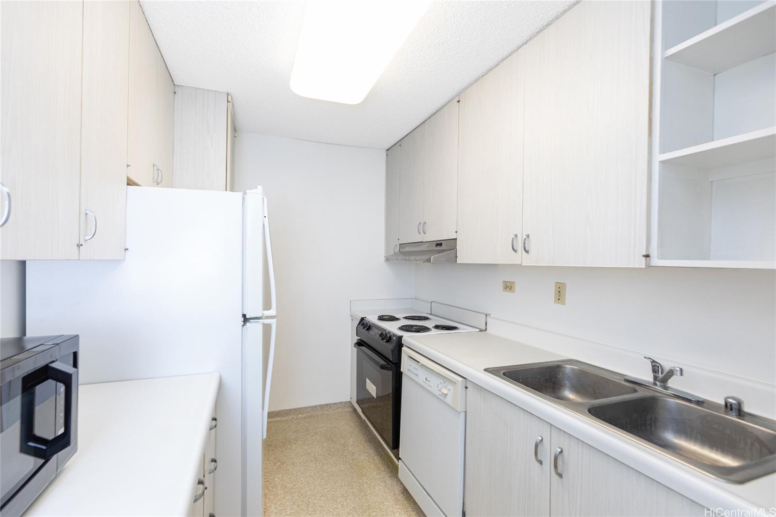 2465 Ala Wai Boulevard  Unit 1203