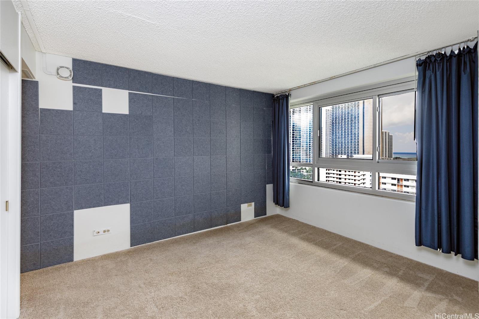 2465 Ala Wai Boulevard  Unit 1203