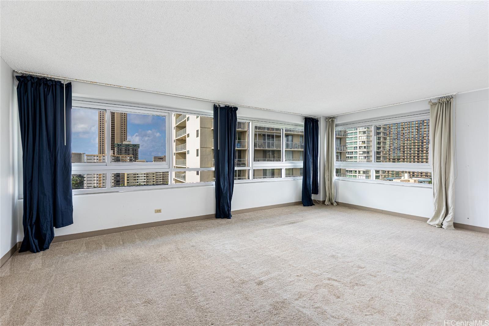 2465 Ala Wai Boulevard  Unit 1203