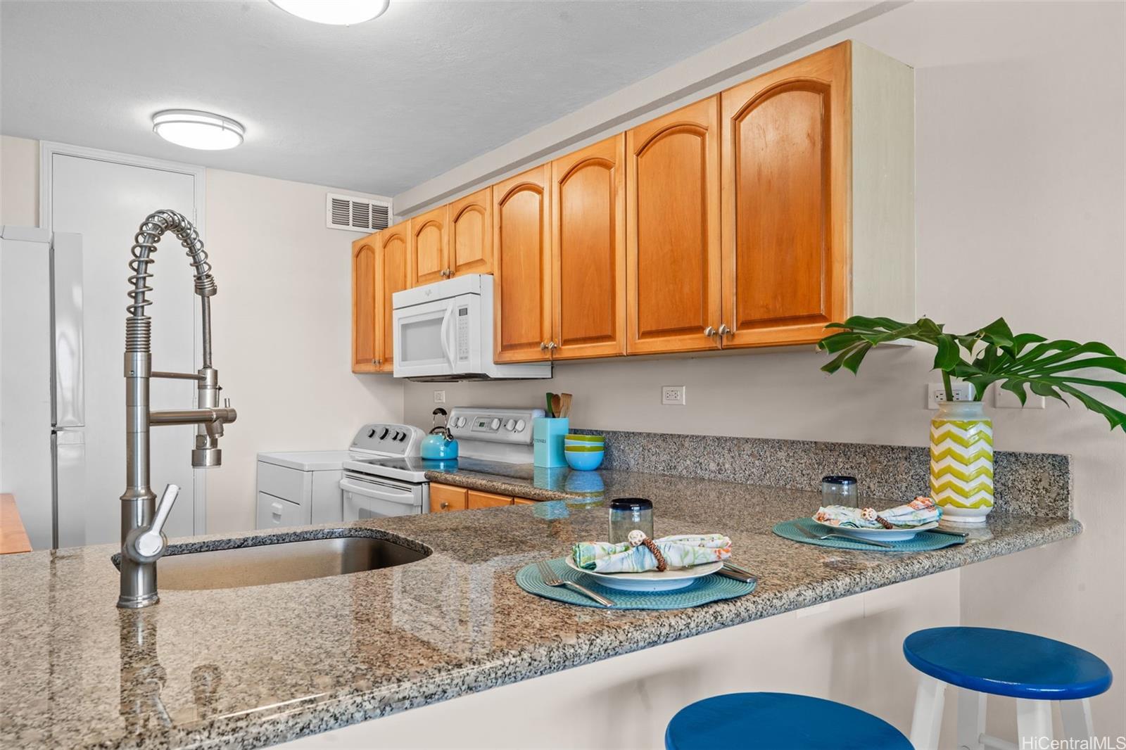 14 Aulike Street  Unit 904