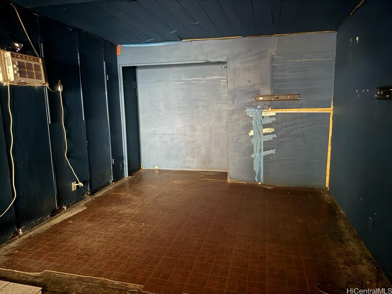 Photo 6 of 20