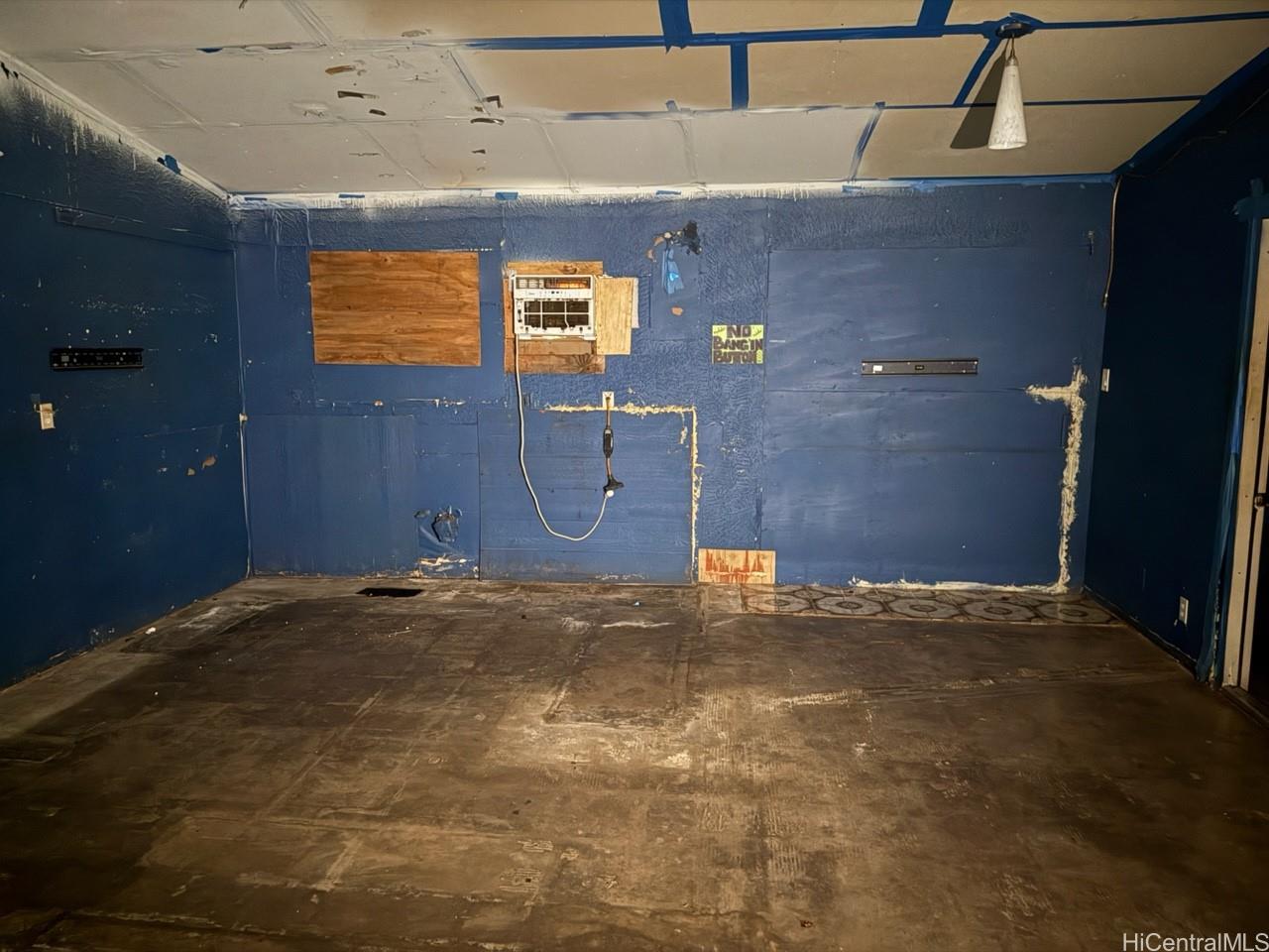 Photo 8 of 20