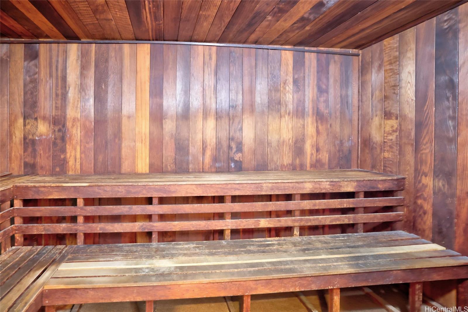 Photo 14 of 25