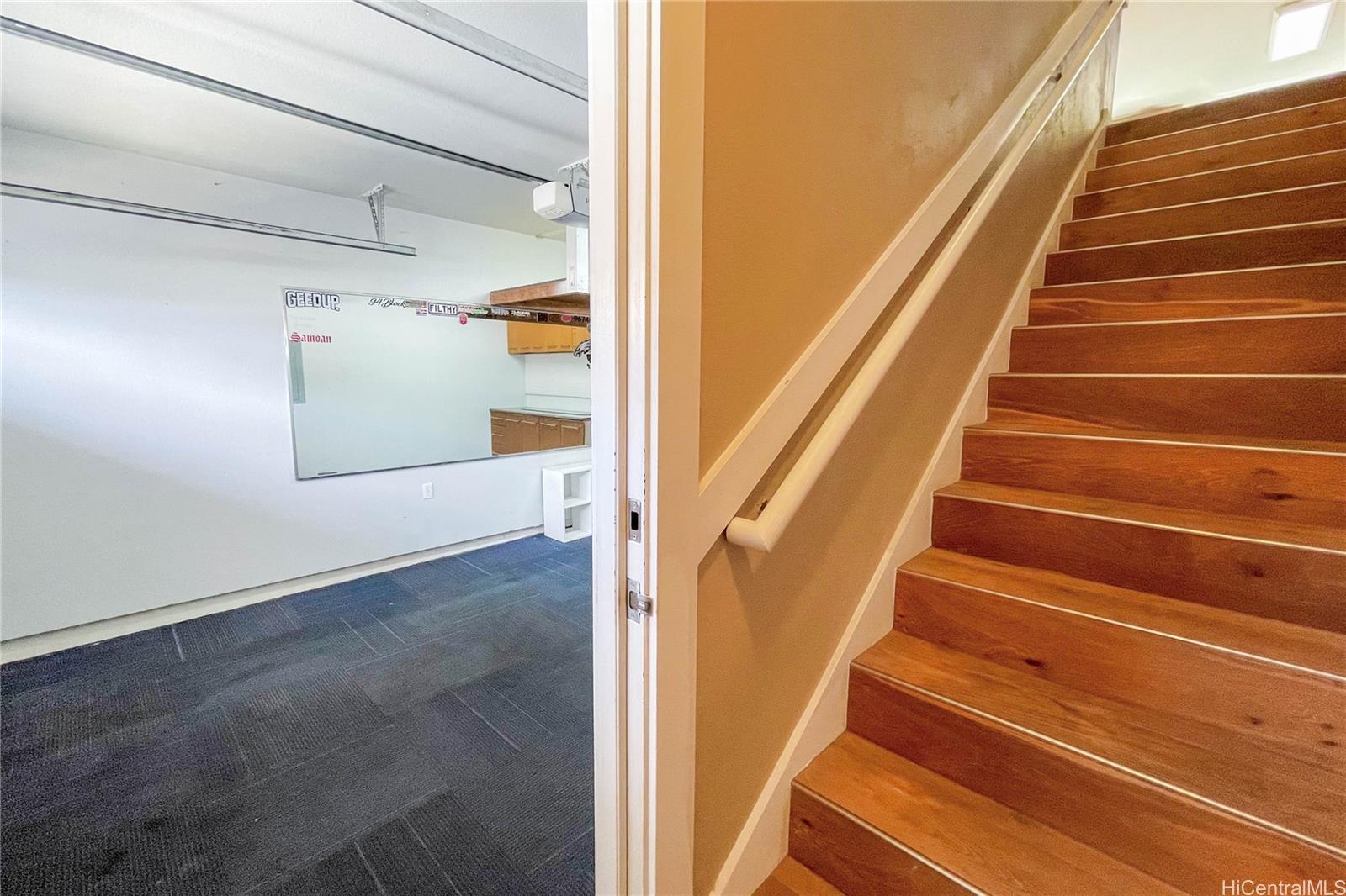 91-1171 Kaiau Avenue  Unit 205