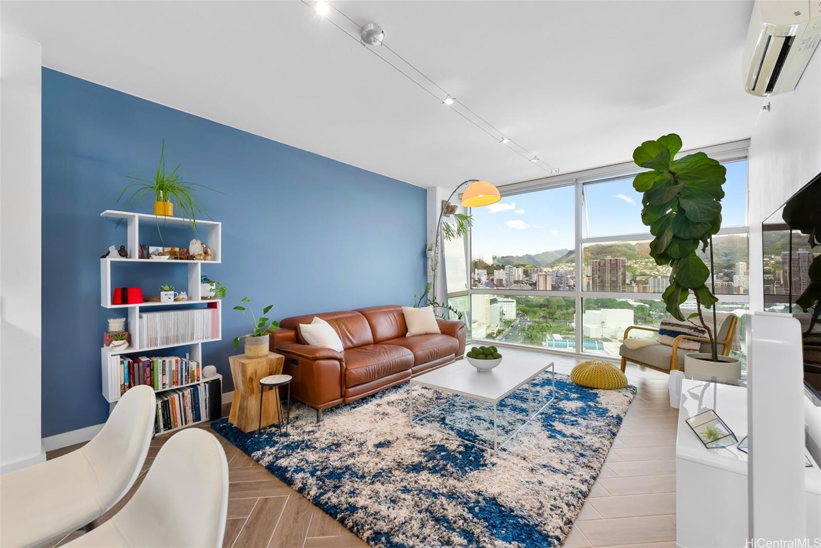 909 Kapiolani Boulevard 2405