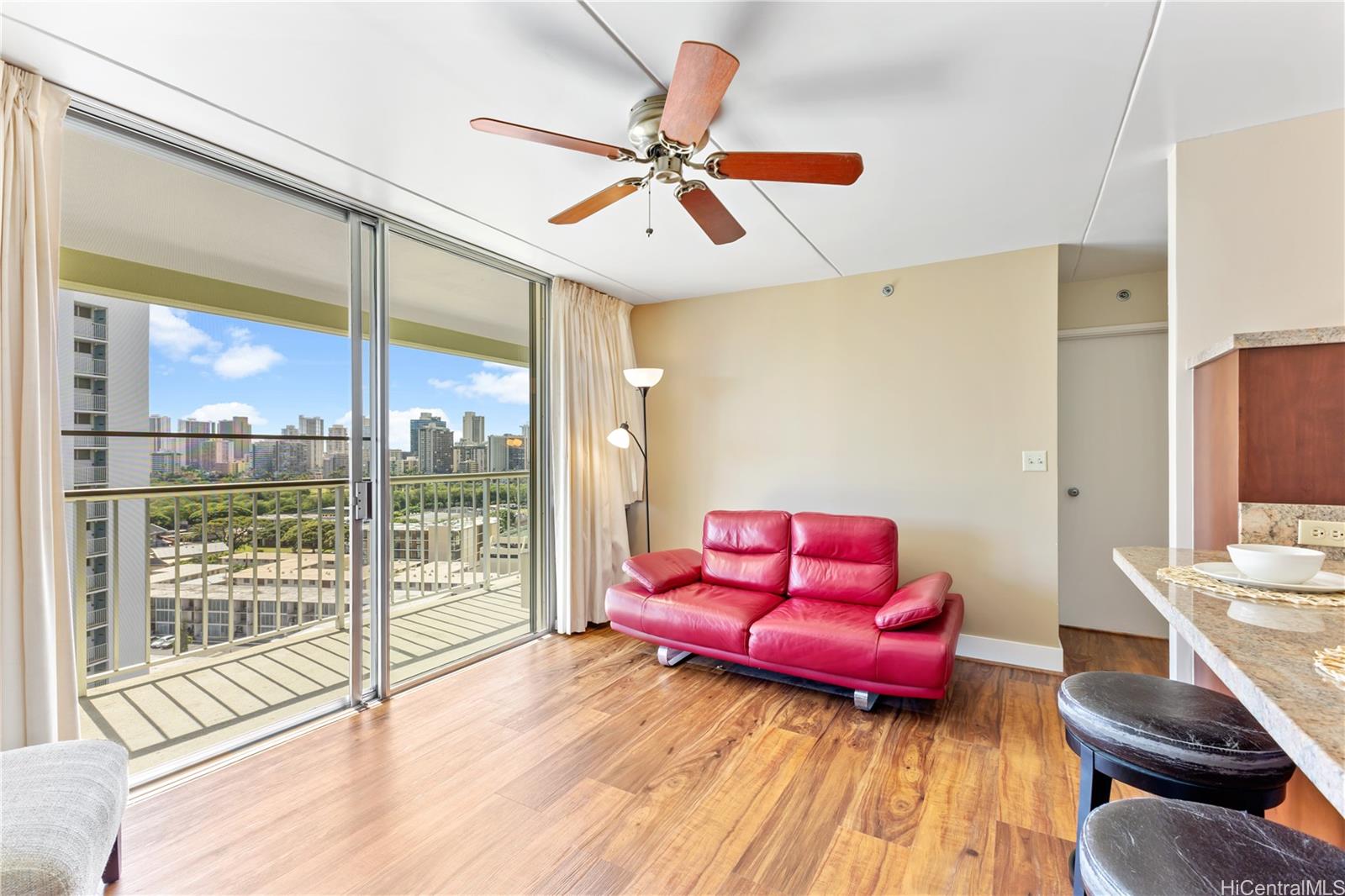 2522 Date Street  Unit 1605