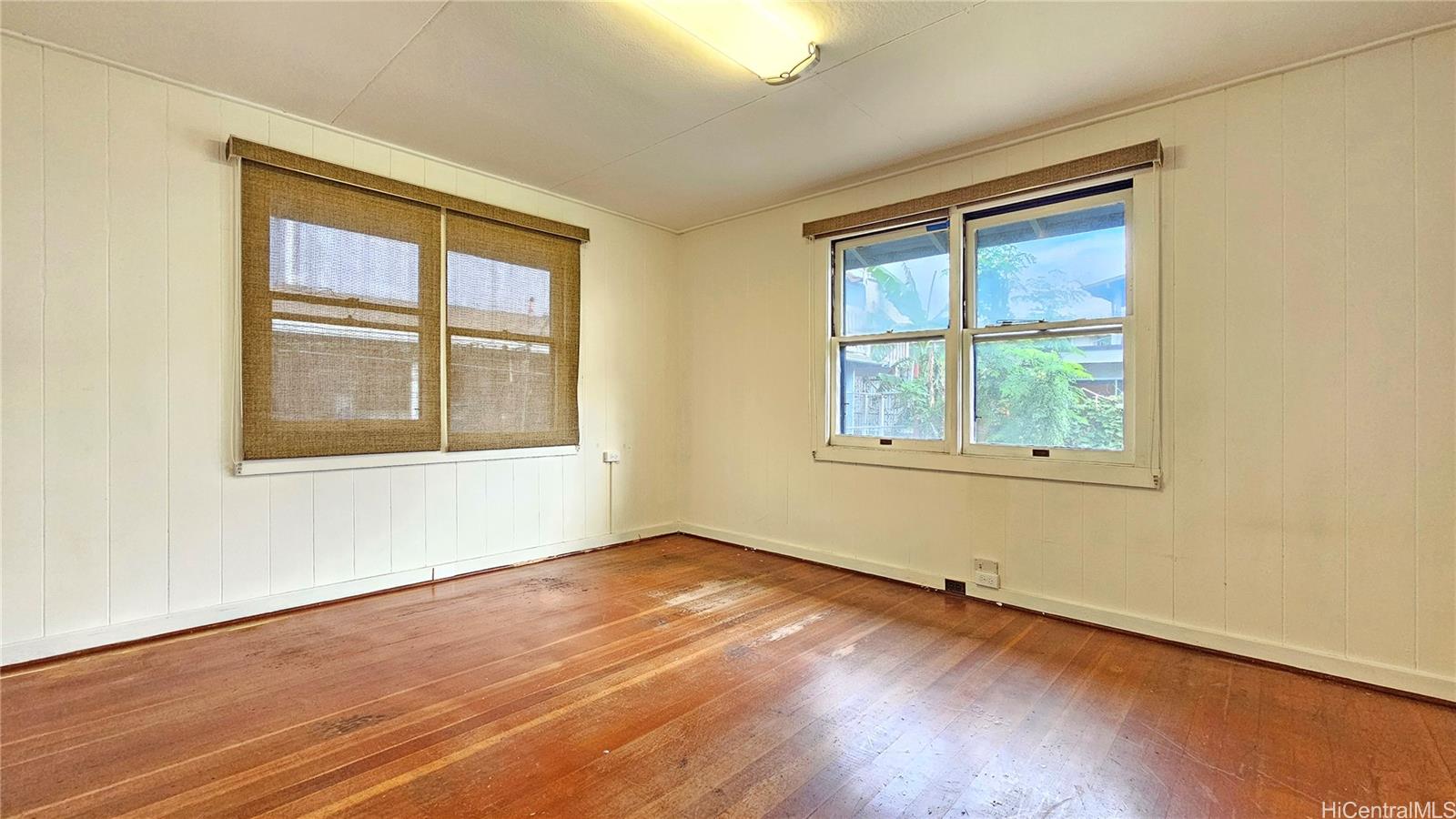 Photo 17 of 24