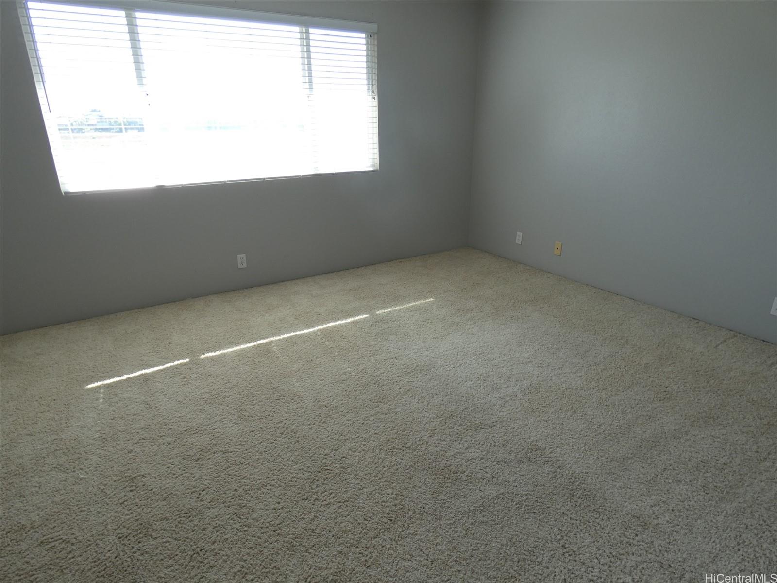 Photo 10 of 20