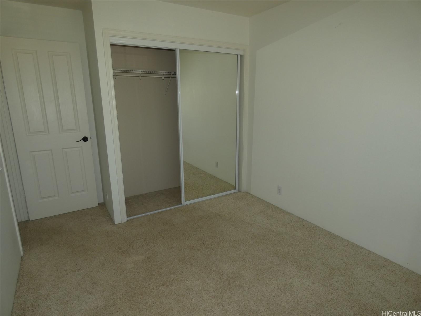 Photo 18 of 20