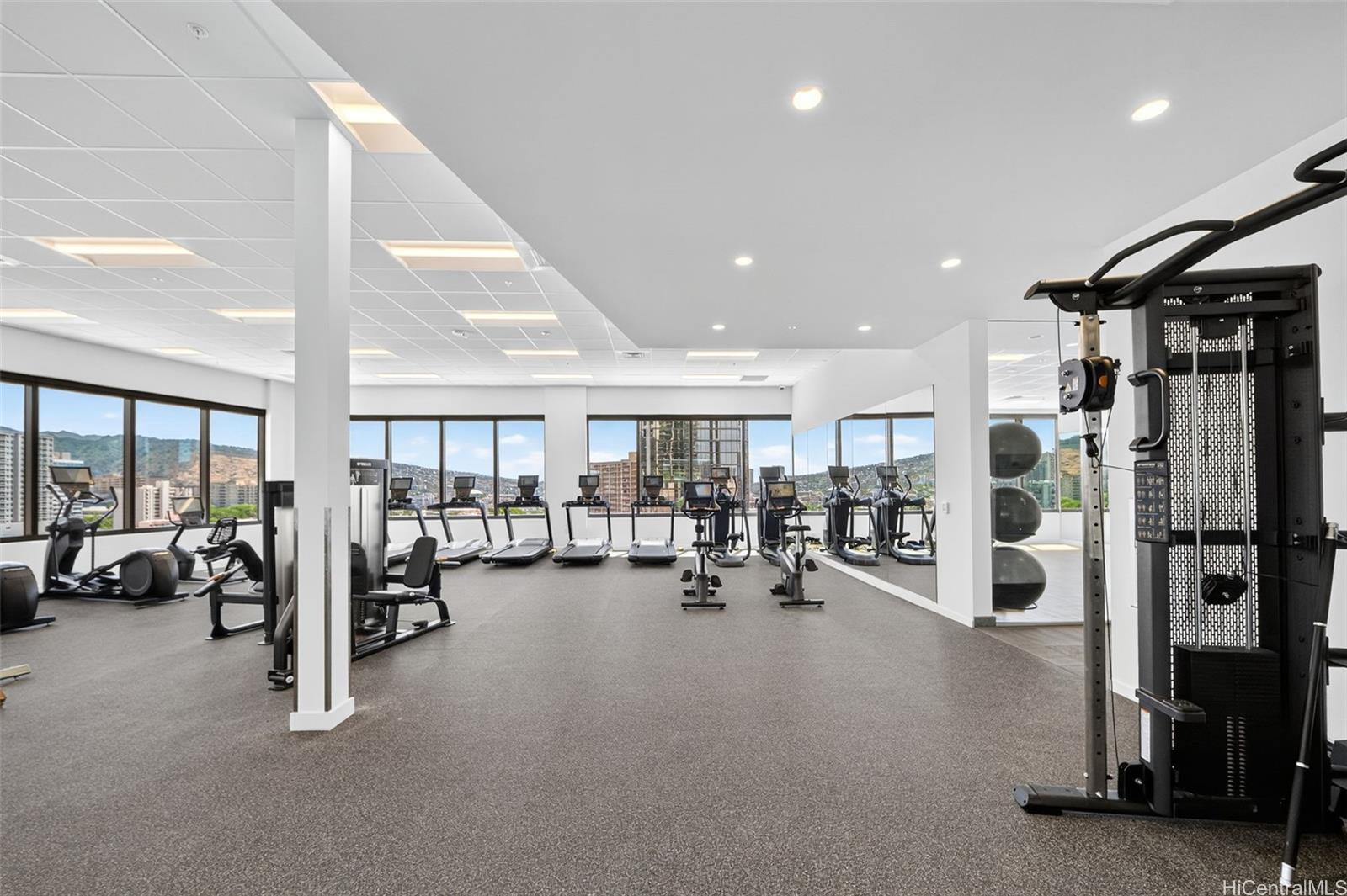 1500 Rycroft Street  Unit 4018R