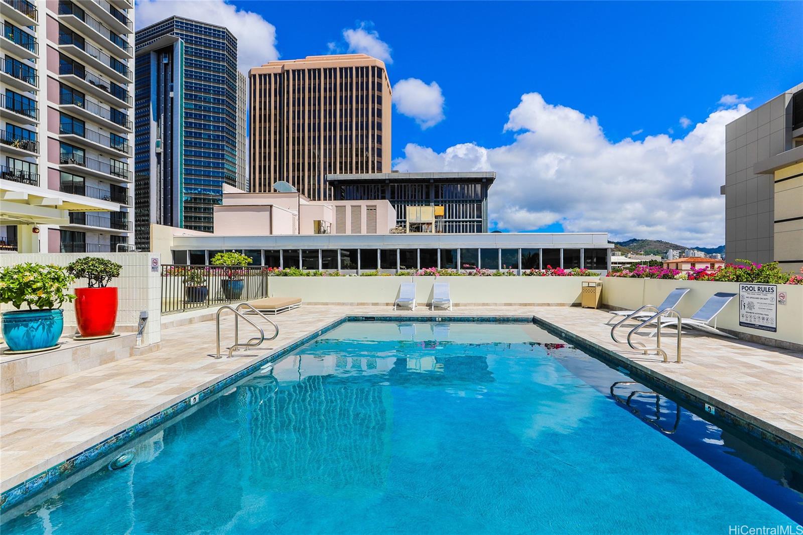 225 Queen Street  Unit 19F