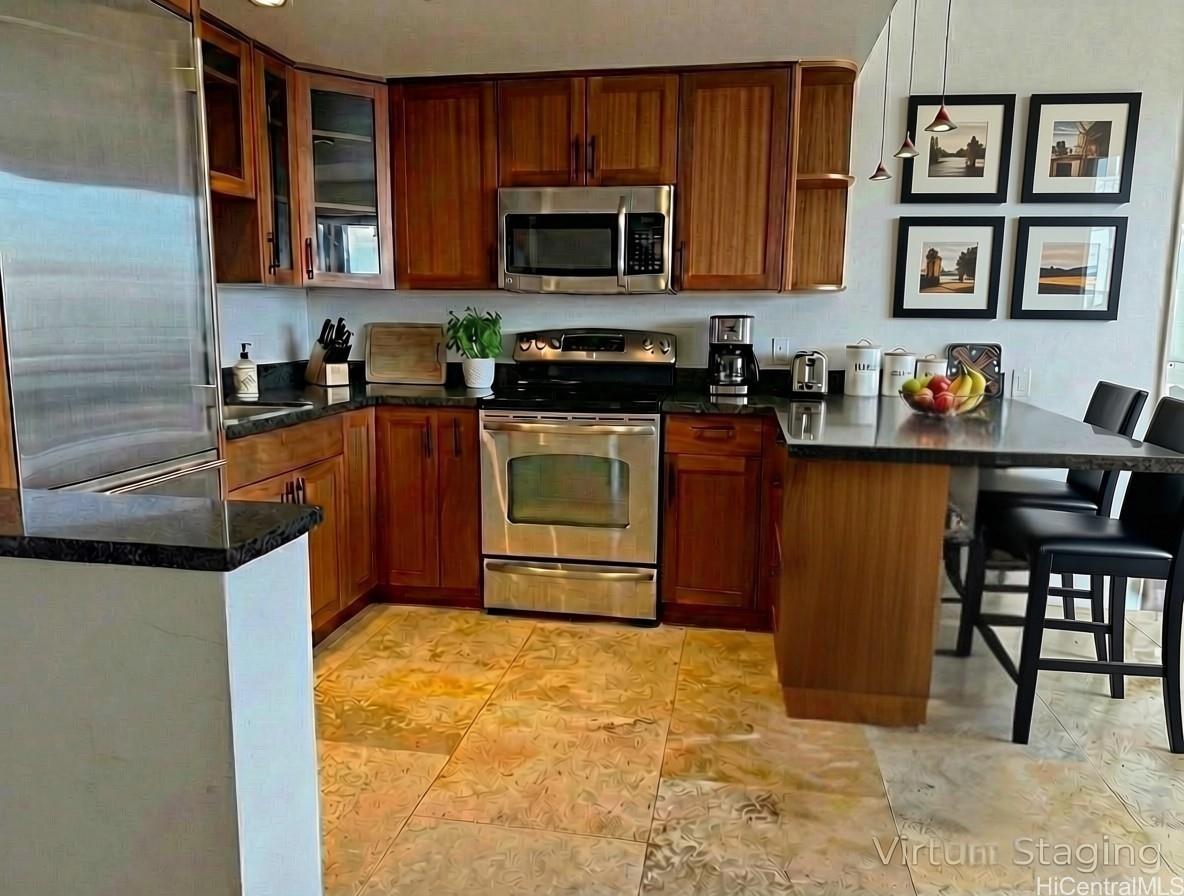 225 Queen Street  Unit 19F