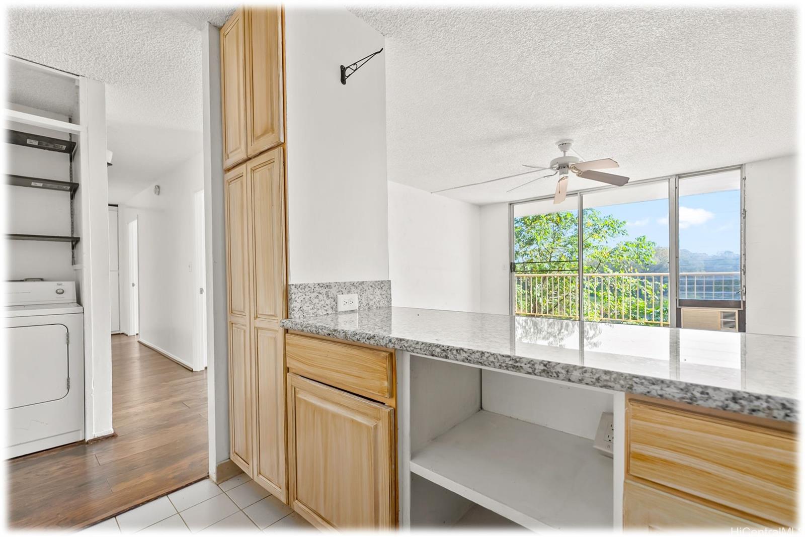 1830 Wilikina Drive  Unit 605