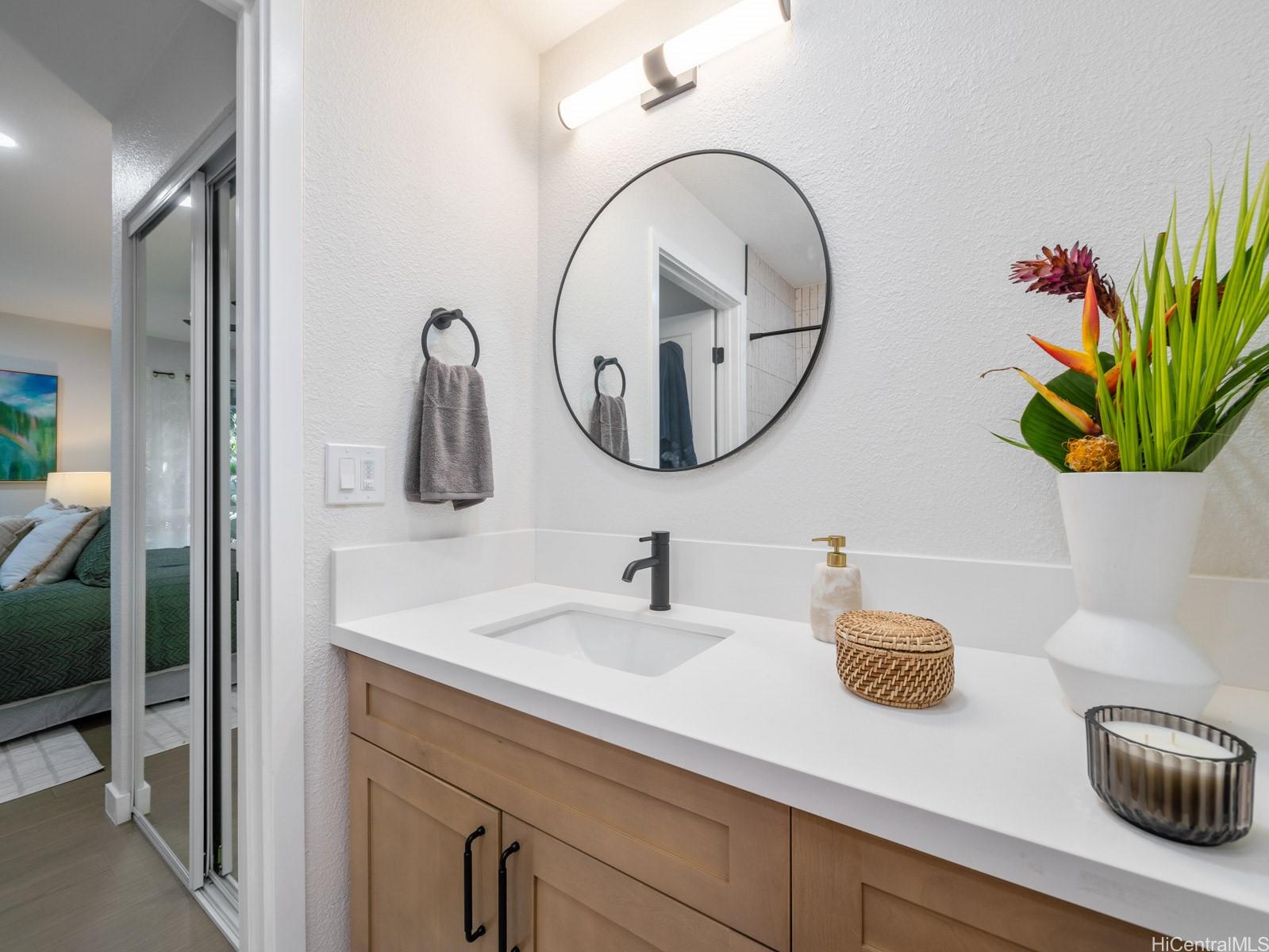 95-664 Wikao Street  Unit L205