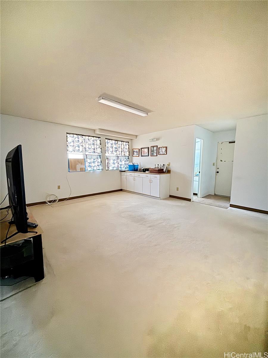 Photo 15 of 22