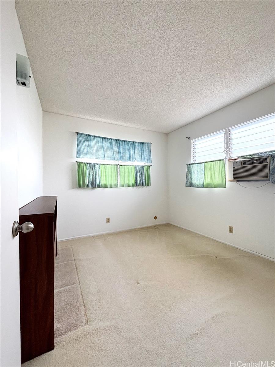 Photo 6 of 22
