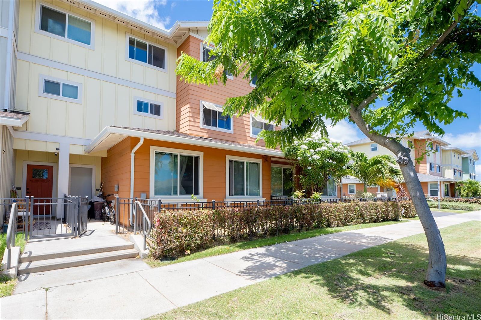 642 Kakala Street  Unit 1604