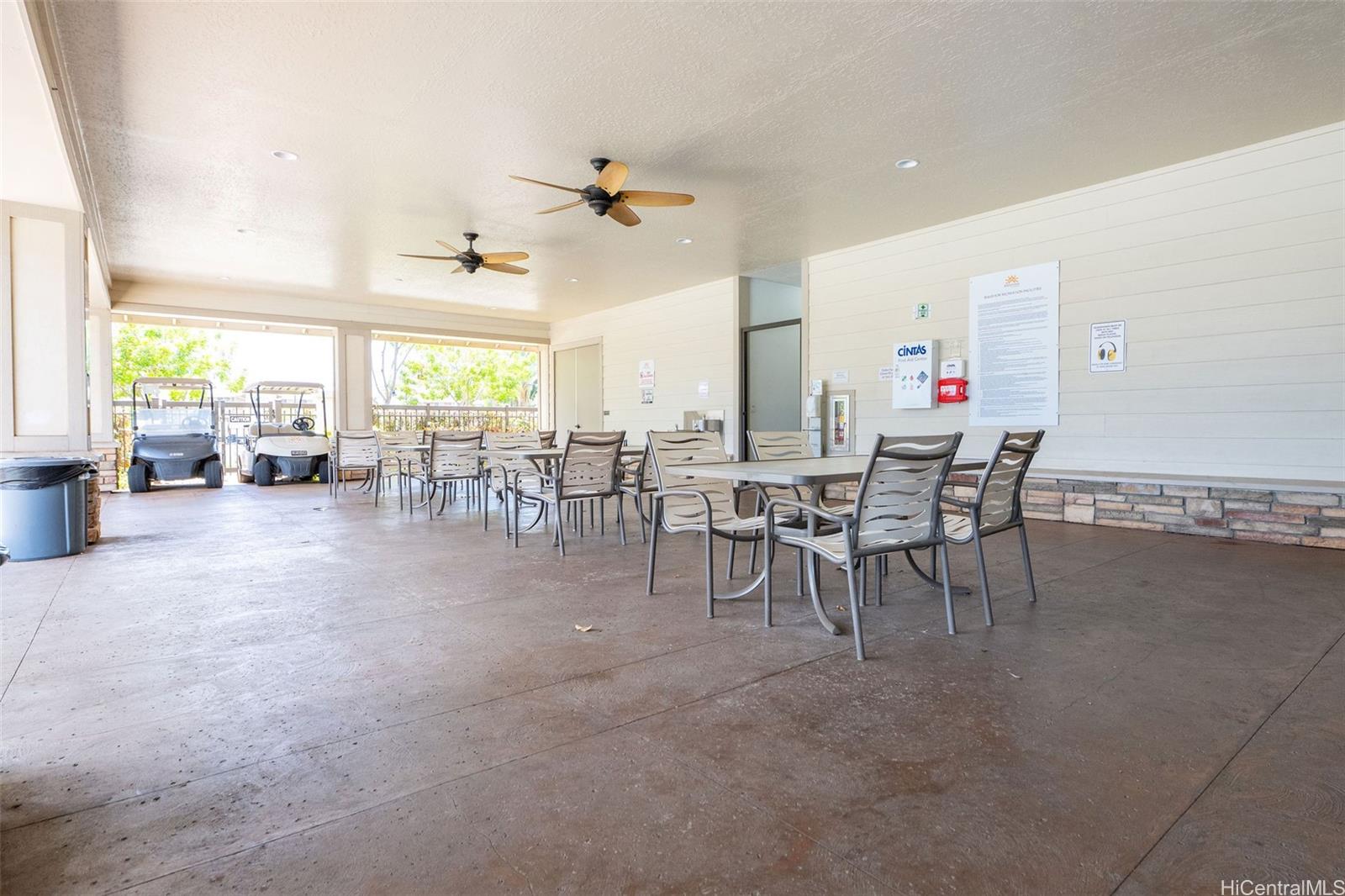 642 Kakala Street  Unit 1604