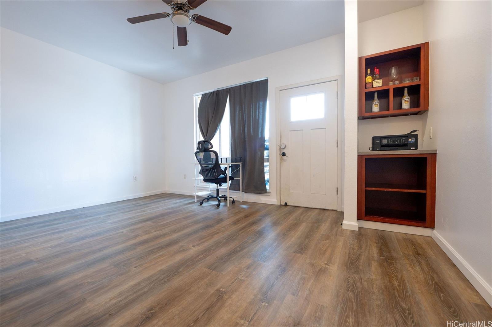 642 Kakala Street  Unit 1604