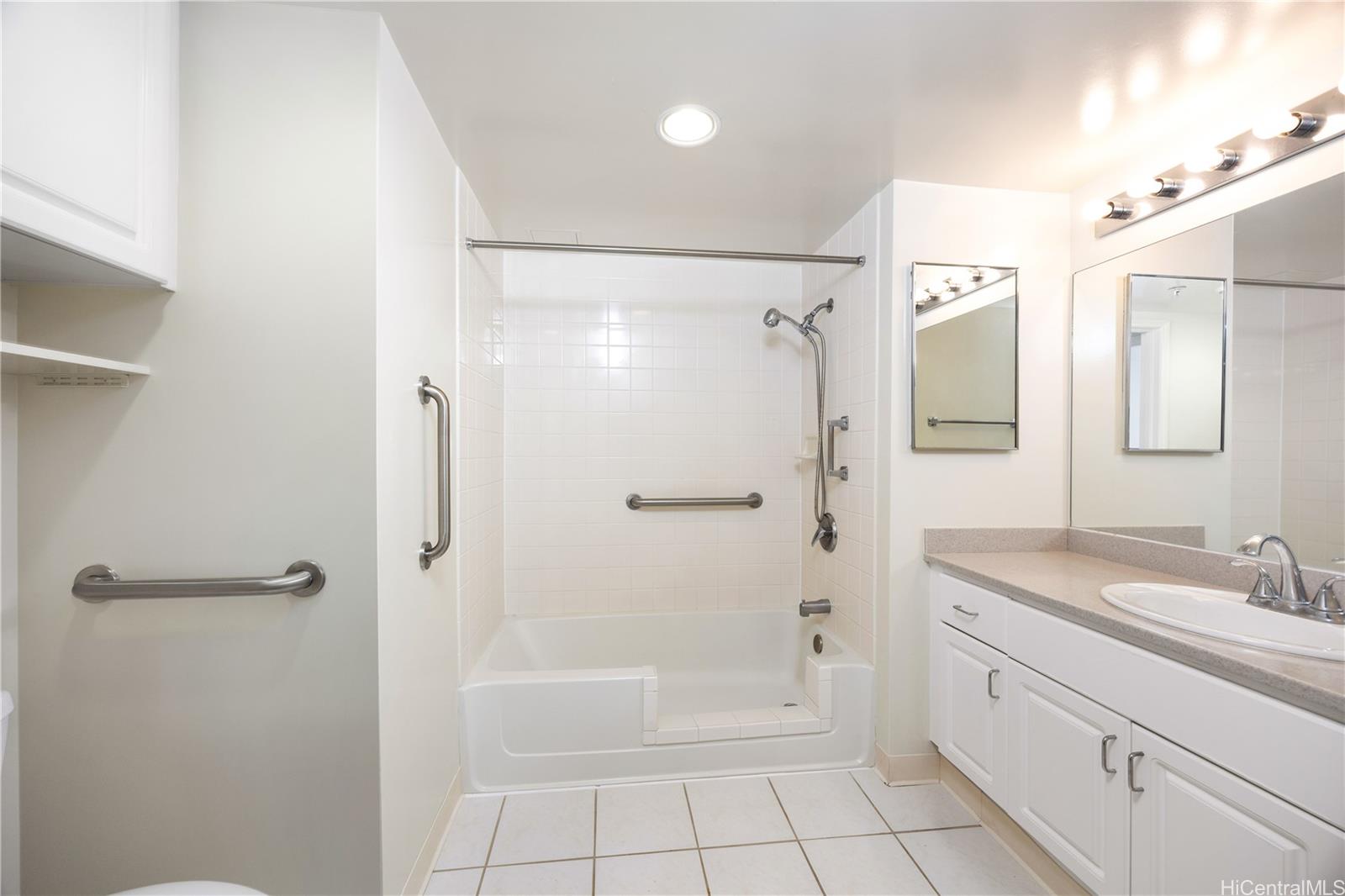 1314 Kalakaua Avenue 908